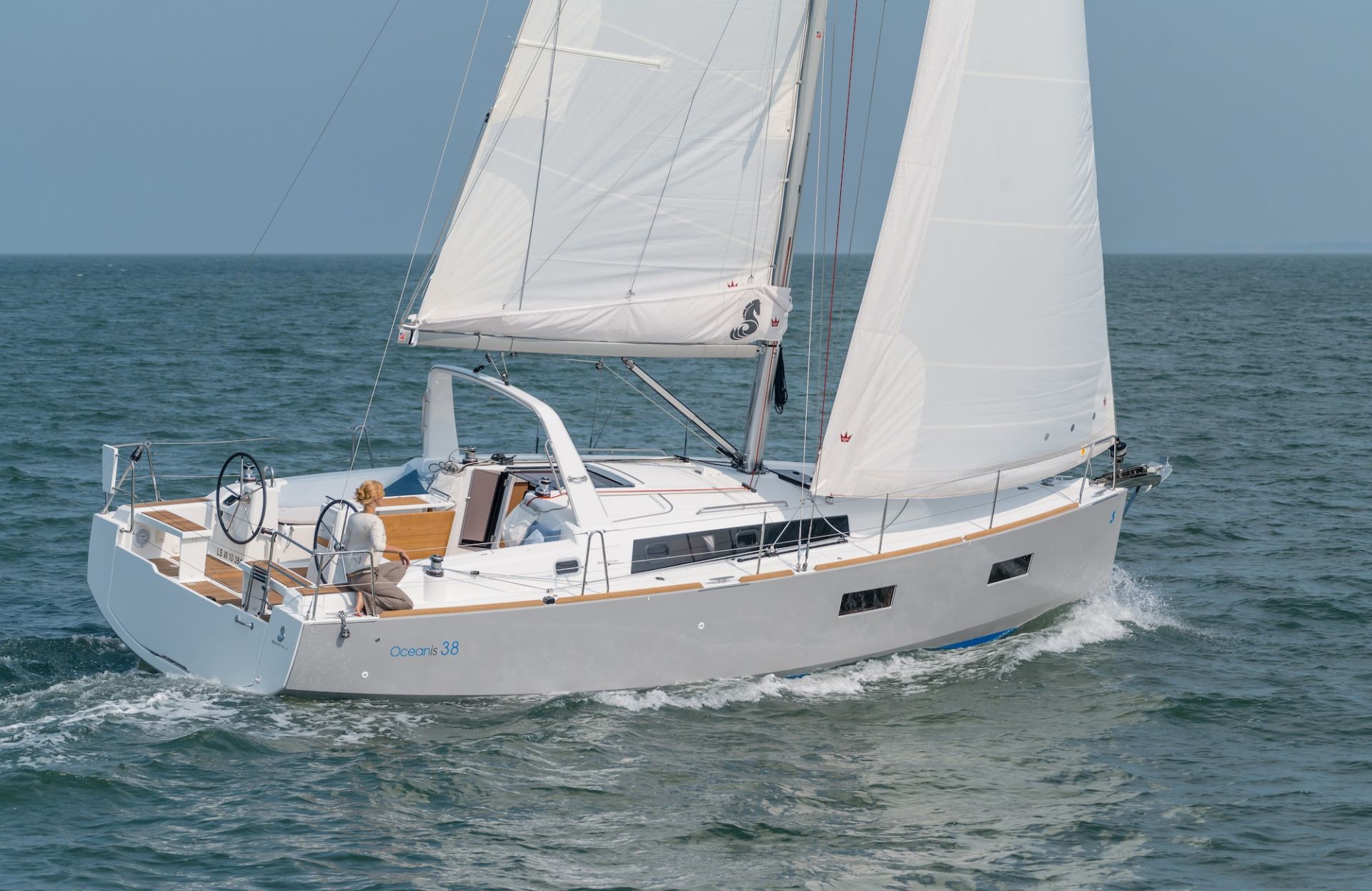 Beneteau Oceanis 38
