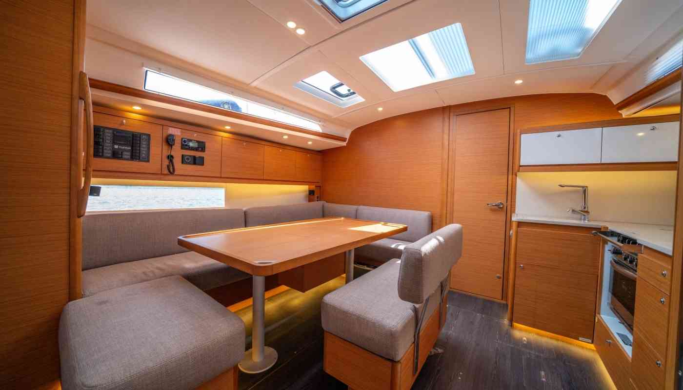 GUSTO 7 - Dufour 470