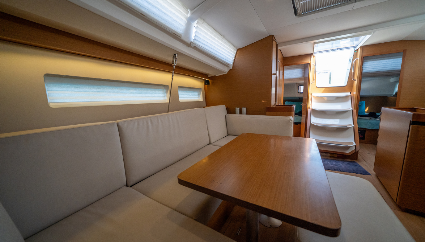LORNIA - Jeanneau Sun Odyssey 440