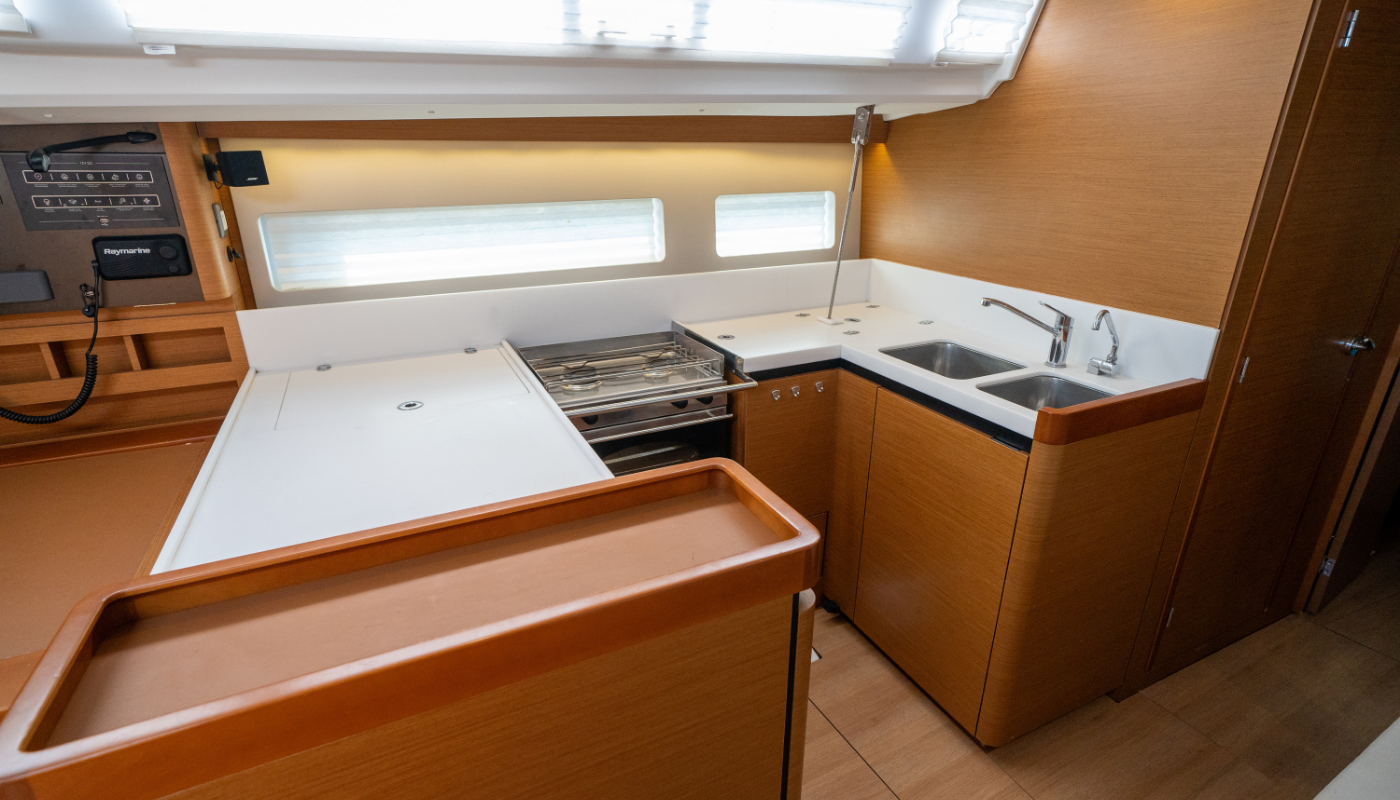 LORNIA - Jeanneau Sun Odyssey 440