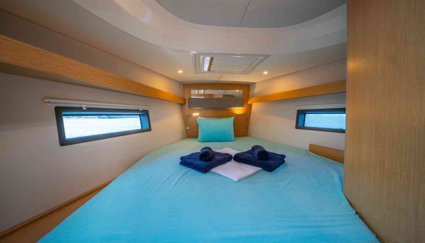 PAST - Bavaria C42