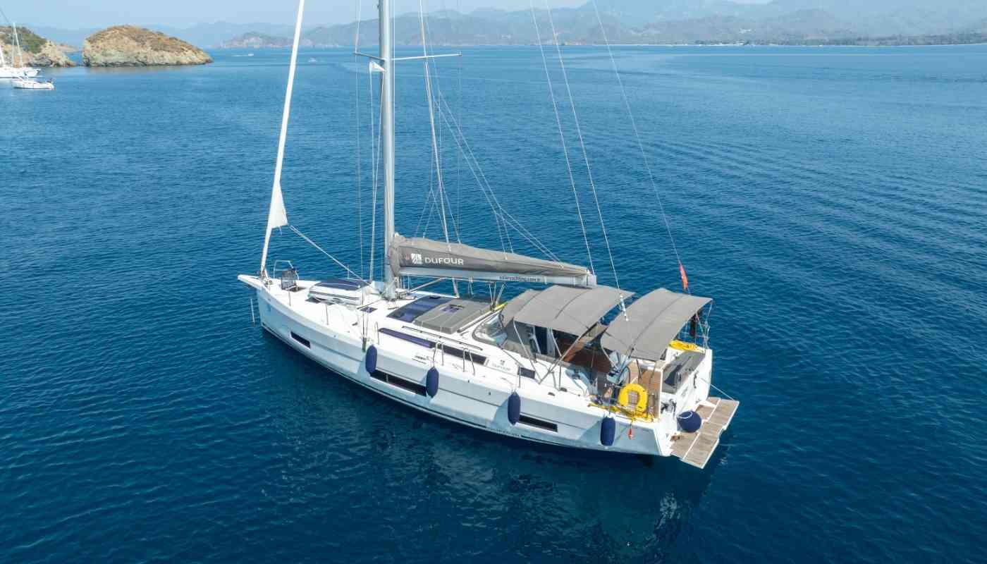 PONTIKA - Dufour 470